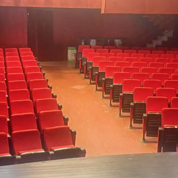 ΑΝΑΚΑΙΝΙΣΗ ΘΕΑΤΡΙΚΩΝ ΚΑΘΙΣΜΑΤΩΝ 03